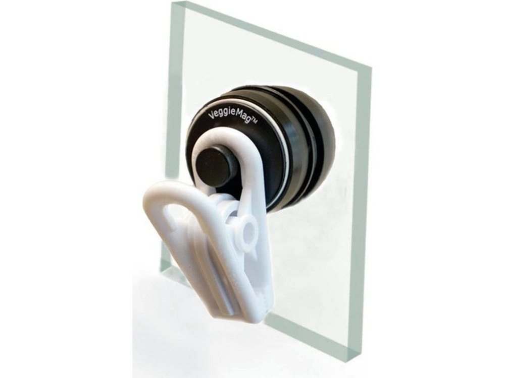 Two Little Fishies VeggieMag Magnetic Feeding Clip White, Clear, Black, 1ea